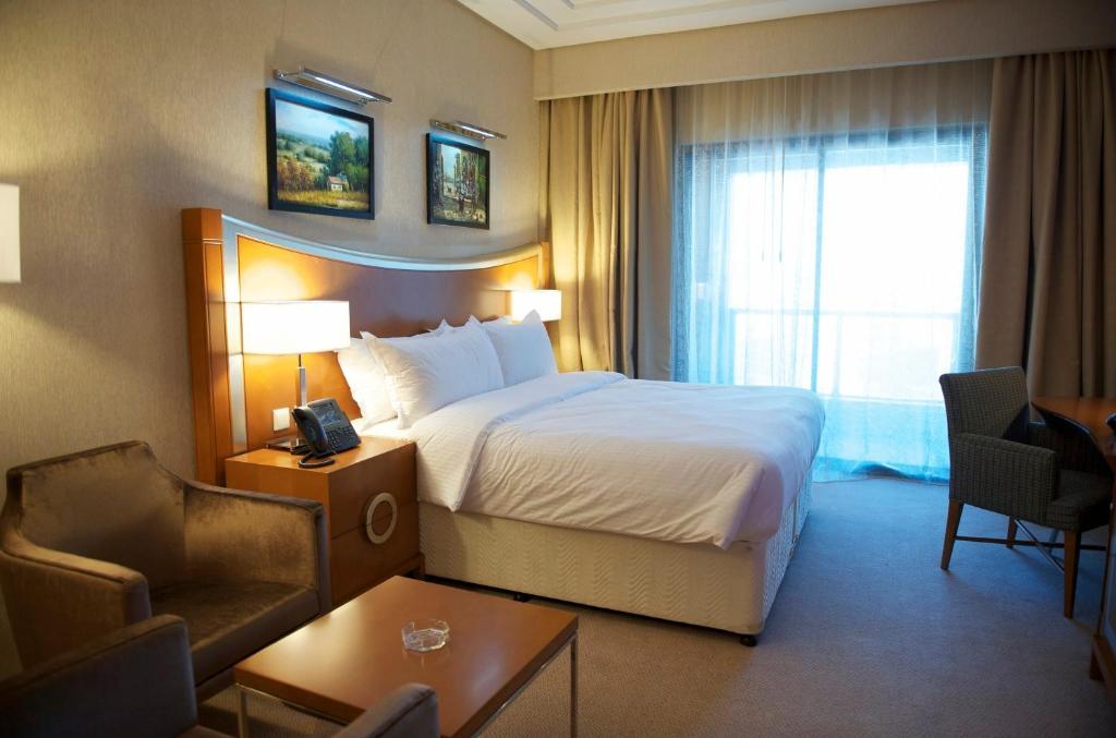 جراند بيل فيو للشقق الفندقية دبي الغرفة الصورة