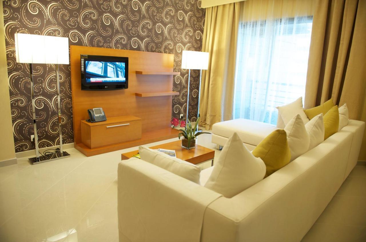 جراند بيل فيو للشقق الفندقية دبي الغرفة الصورة